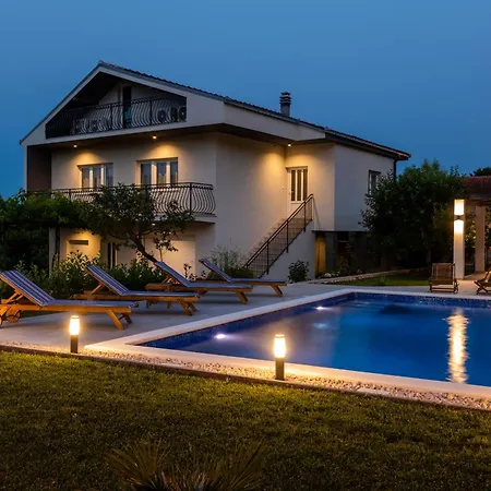 Latica Villa *
